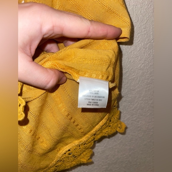 ALYA Embroidered Lace Trim Mustard Yellow Blouse Size Medium - Picture 7 of 10